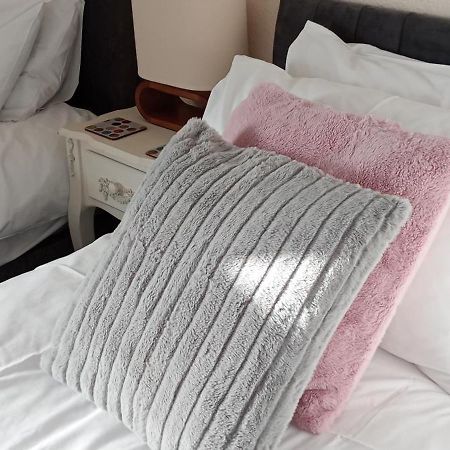 Durham House Bed & Breakfast Биър Екстериор снимка